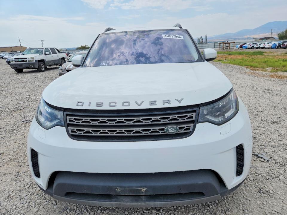 2017 Land rover Discovery VIN SALRGBBV1HA046989 COPART salvage auction — MINOR DENT/SCRATCHES, UT - CERTIFICATE OF TITLE, sold $4,050 on 2026-09-09 (photo 5)