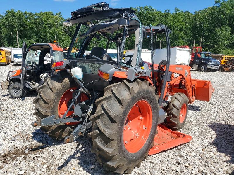 2023 Kubota Tractor VIN KBUL3BDCHN8J27082 COPART salvage auction — ROOF, MA - BILL OF SALE, sold $12,800 on 2026-09-04 (photo 4)