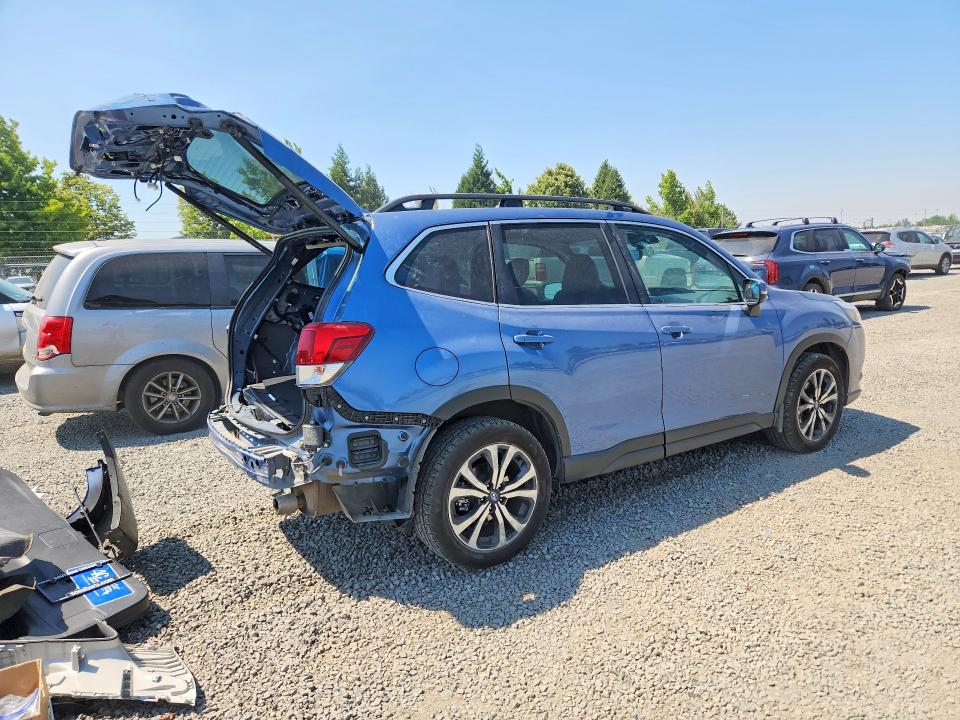 2023 Subaru Forester VIN JF2SKAPC2PH547602 COPART salvage auction — REAR END, Or - Salvage Title Certificate, sold $8,000 on 2026-09-29 (photo 3)