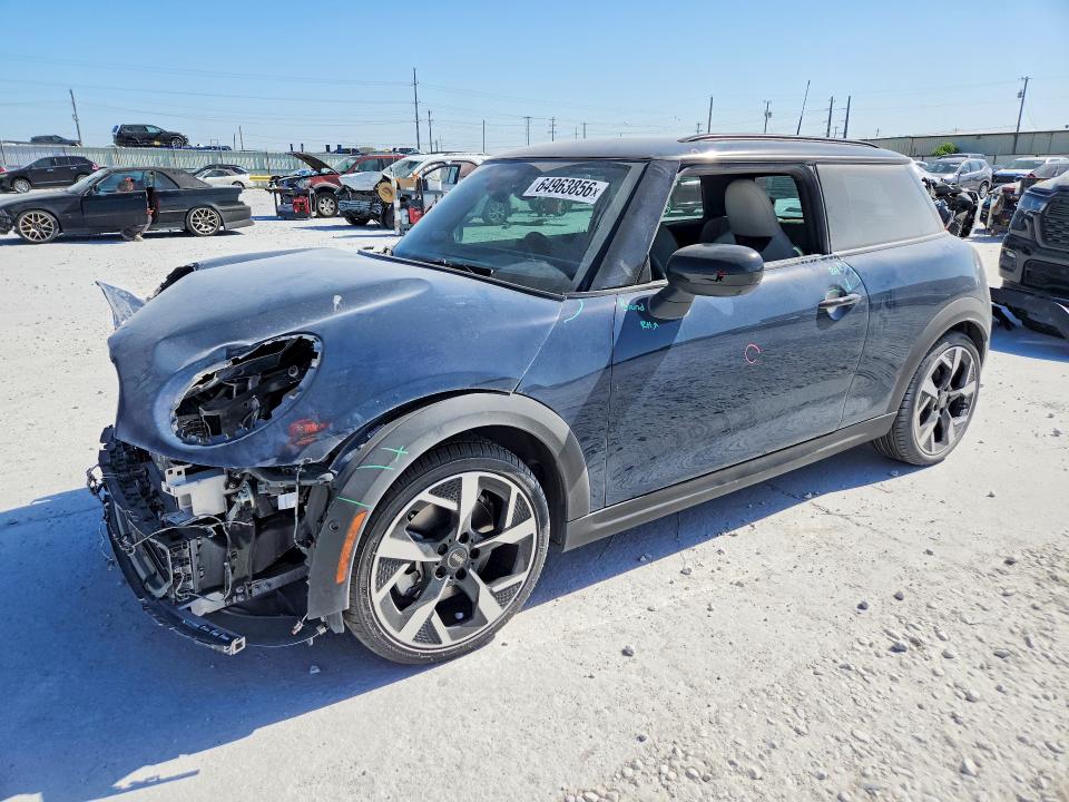 2025 Mini Cooper VIN WMW23GD02S2W72908 COPART salvage auction — FRONT END, Tx - Certificate Of Title, sold $7,000 on 2026-10-13 (photo 1)