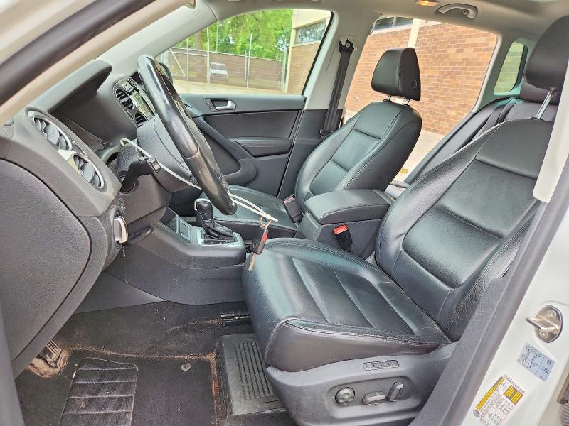 2016 Volkswagen Tiguan VIN WVGBV7AX9GW591737 COPART salvage auction — MECHANICAL, Il - Certificate Of Title, sold $2,650 on 2026-08-10 (photo 7)