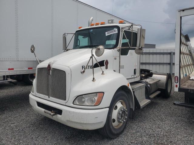 2017 Kenworth Constructi VIN 2XKHAM7X7HM154377 COPART salvage auction — MECHANICAL, FL - CERTIFICATE OF TITLE, sold $4,650 on 2026-09-22 (photo 1)