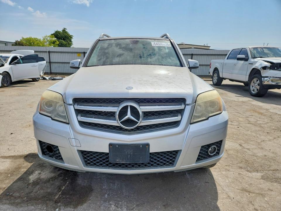 2010 Mercedes-benz Glk-klasse VIN WDCGG5GB7AF350555 COPART salvage auction — MINOR DENT/SCRATCHES, CA - DLR/DIS/EXP ONLY SALVAGE TITLE, sold $850 on 2026-08-21 (photo 5)