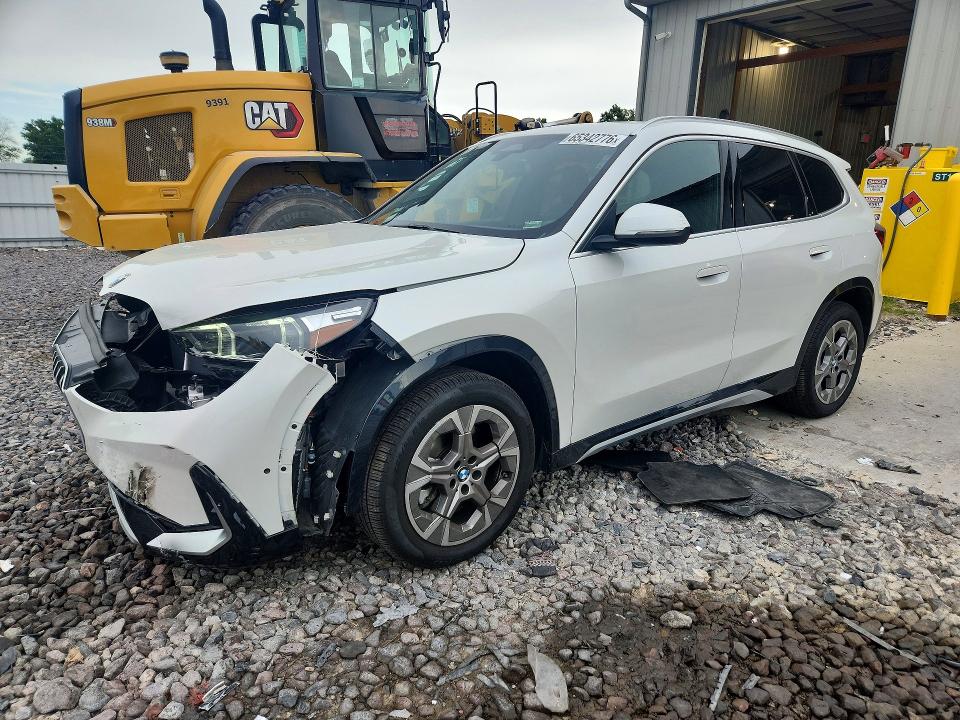 2026 BMW X1 VIN WBX73EF01T5408785 — COPART salvage auction photo