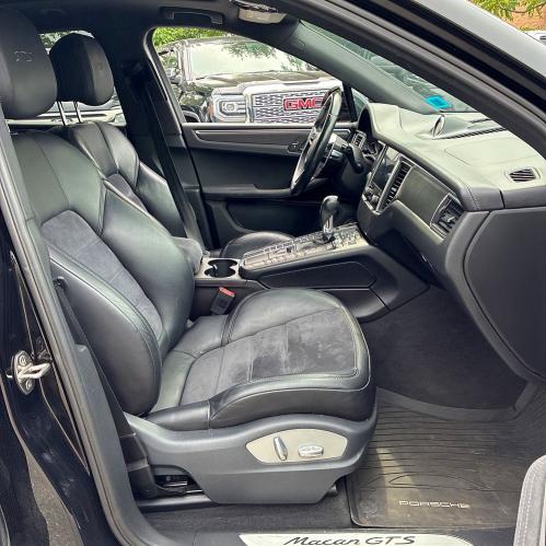 2017 Porsche Macan VIN WP1AG2A58HLB50534 COPART salvage auction — NORMAL WEAR, Ma - Certificate Of Title (P), sold $1,700 on 2026-08-05 (photo 5)