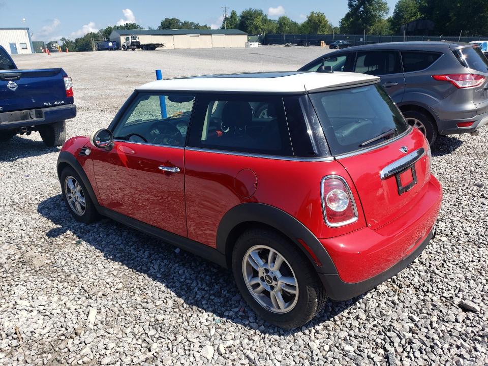 2013 Min Cooper VIN WMWSU3C5XDT375708 COPART salvage auction — MINOR DENT/SCRATCHES, TN - CERTIFICATE OF TITLE, sold $500 on 2026-08-11 (photo 2)