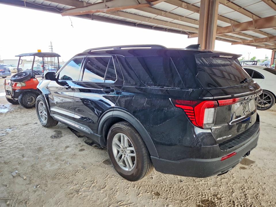 2025 Ford Explorer VIN 1FMUK7DH8SGA22970 COPART salvage auction — FRONT END, Salvage Title, sold $12,900 on 2026-09-08 (photo 2)