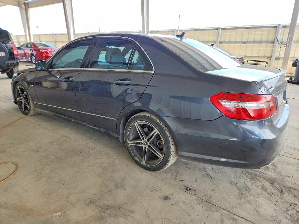 2011 Mercedes-benz E-class VIN WDDHF2EBXBA373900 COPART salvage auction — REAR END, FL - CERTIFICATE OF TITLE, sold $1,250 on 2026-08-19 (photo 2)