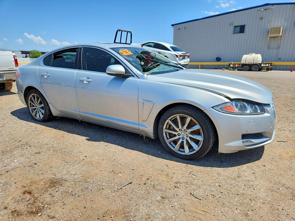 2013 Jaguar Xf VIN SAJWA0ES3DPS73384 COPART salvage auction — MECHANICAL, Az - Certificate Of Title, sold $1,000 on 2026-09-11 (photo 4)