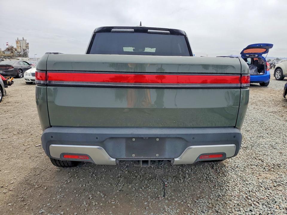 2022 Rivian R1t VIN 7FCTGAAL9NN004110 COPART salvage auction — FRONT END, CA - APP FOR DUP CLEAN OR AC, sold $15,000 on 2026-09-15 (photo 6)