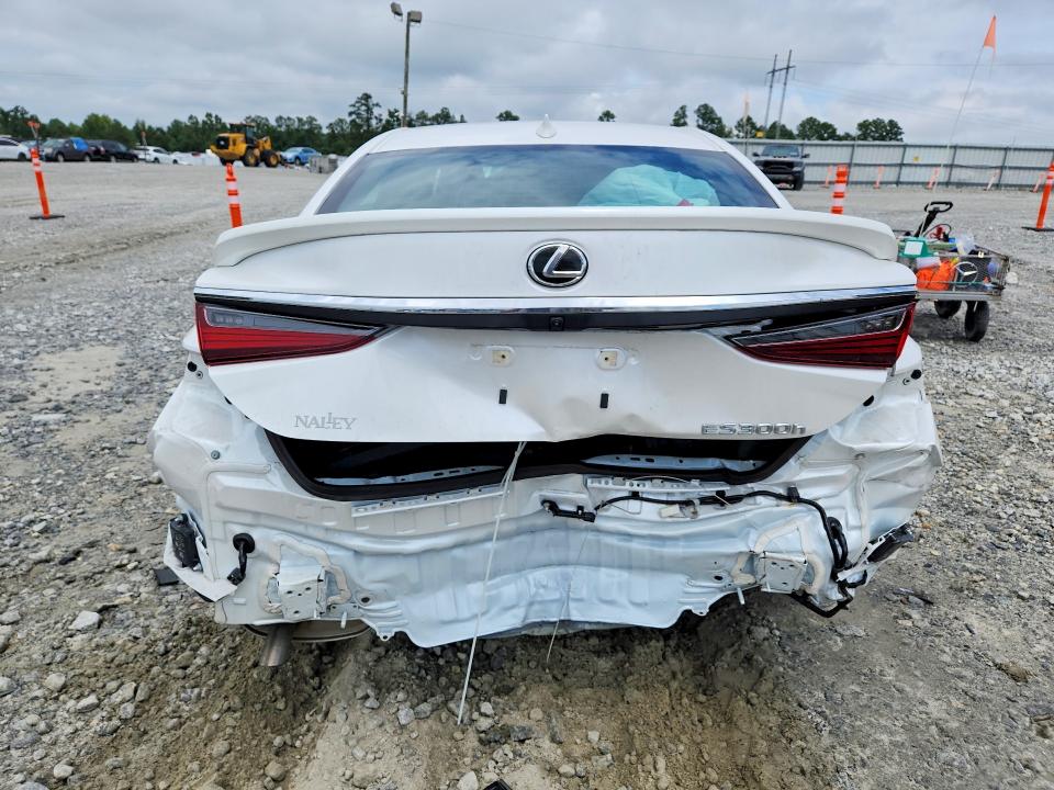 2025 Lexus ES VIN 58ADA1C18SU062321 COPART salvage auction — REAR END, GA - CERT OF TITLE-SALVAGE, sold $23,500 on 2026-08-24 (photo 6)