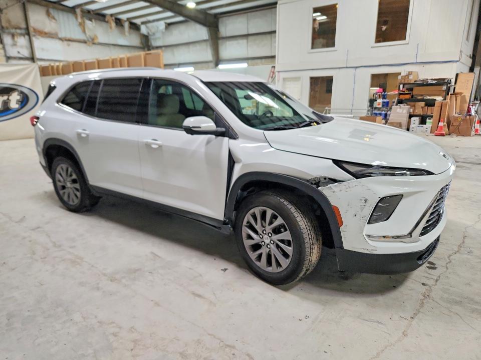 2026 Buick Enclave VIN 5GAERAKS1TJ252632 COPART salvage auction — FRONT END, FL - CERTIFICATE OF TITLE, sold $17,200 on 2026-08-26 (photo 4)