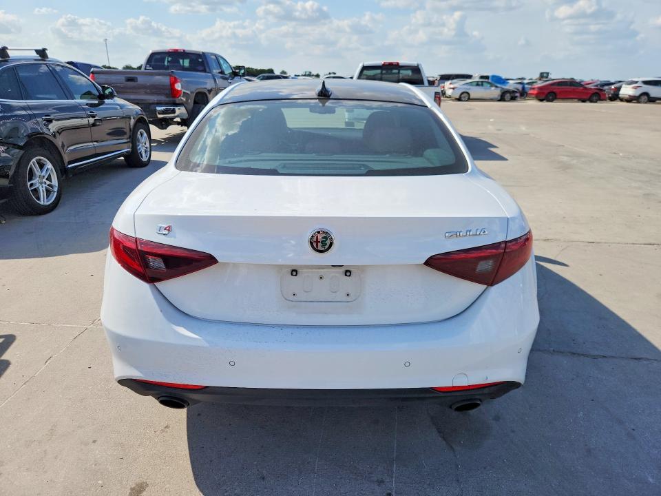 2022 Alfa romeo Giulia VIN ZARFANBN8N7654990 COPART salvage auction — FRONT END, Tx - Salvage Vehicle Title, sold $4,150 on 2026-08-27 (photo 6)