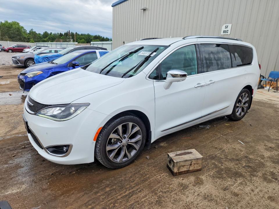 2017 Chrysler Pacifica VIN 2C4RC1GG5HR564798 — COPART salvage auction photo