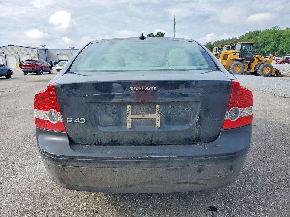 2006 Volvo S40 VIN YV1MS382862177129 COPART salvage auction — FRONT END, Nc - Salvage Certificate Of Title, sold $375 on 2026-08-20 (photo 6)