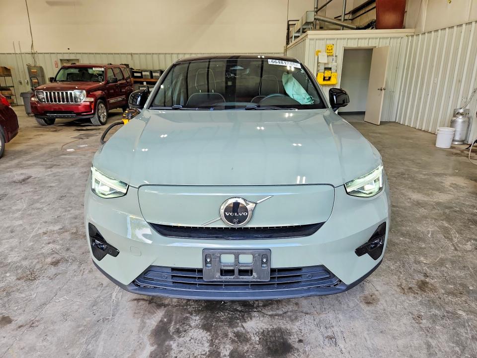 2023 Volvo C40 VIN YV4ED3GL0P2056088 COPART salvage auction — SIDE, NY - MV-907A SALVAGE CERTIFICATE, sold $15,800 on 2026-09-16 (photo 5)