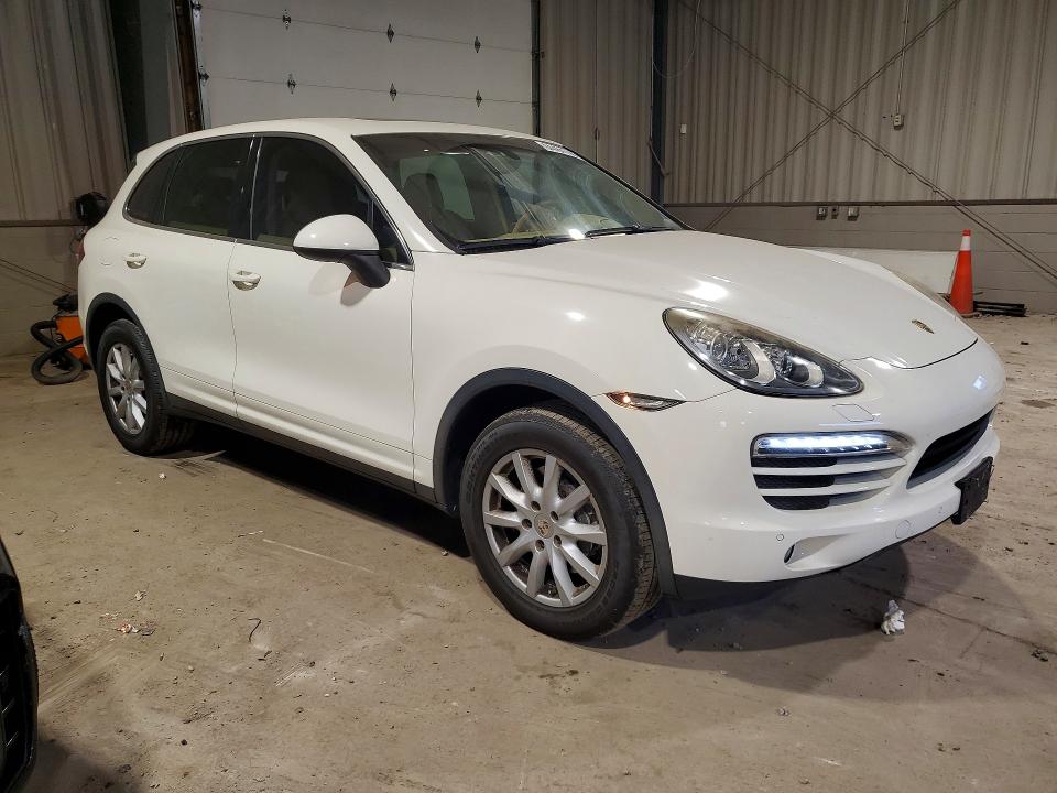 2011 Porsche Cayenne VIN WP1AA2A26BLA04311 COPART salvage auction — MECHANICAL, NJ - CERTIFICATE OF TITLE, sold $500 on 2026-08-19 (photo 4)