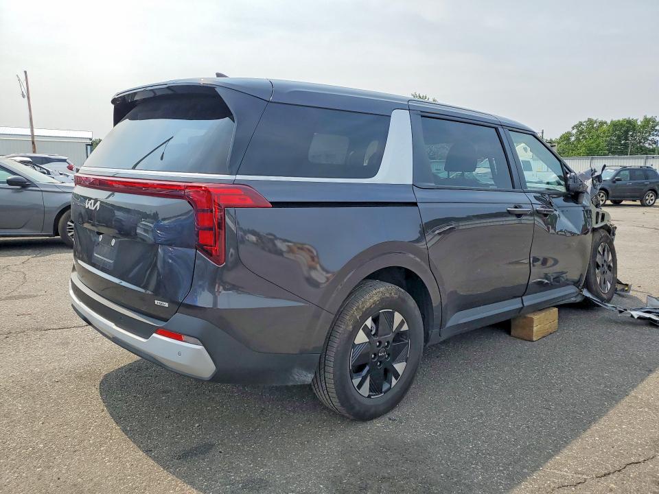 2026 Kia Carnival VIN KNDNB5KA4T6150780 COPART salvage auction — FRONT END, TN - CERTIFICATE OF TITLE (P), sold $11,000 on 2026-08-26 (photo 3)