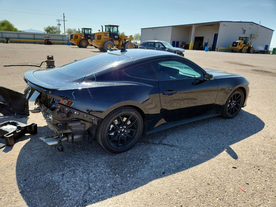 2025 Ford Mustang VIN 1FA6P8CF3S5410095 COPART salvage auction — REAR END, Az - Cert Of Title - Salvage, sold $22,800 on 2026-08-21 (photo 3)
