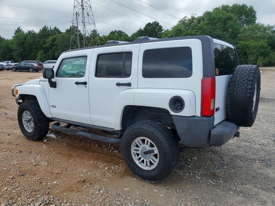 2006 Hummer H3 VIN 5GTDN136268202821 COPART salvage auction — NORMAL WEAR, Mt - Dealer Only Clean Title, sold $1,675 on 2026-09-14 (photo 2)
