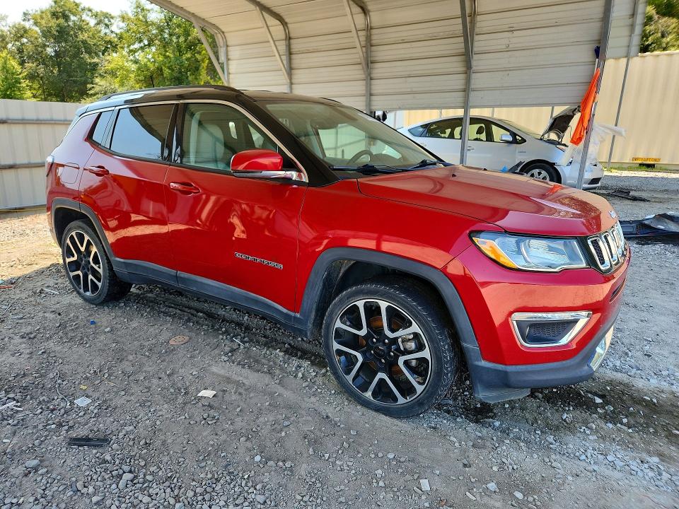 2018 Jeep Compass VIN 3C4NJCCBXJT374816 COPART salvage auction — MINOR DENT/SCRATCHES, Sc - Certificate Of Title, sold $2,200 on 2026-09-04 (photo 4)