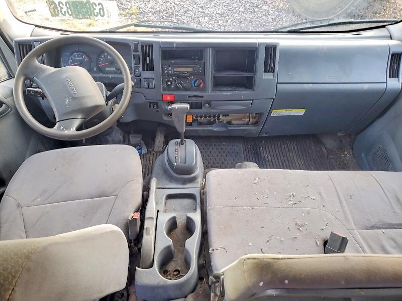 2017 Isuzu Npr VIN 54DC4J1B4HS801453 COPART salvage auction — MINOR DENT/SCRATCHES, Ks - Certificate Of Title, sold $17,500 on 2026-10-05 (photo 8)