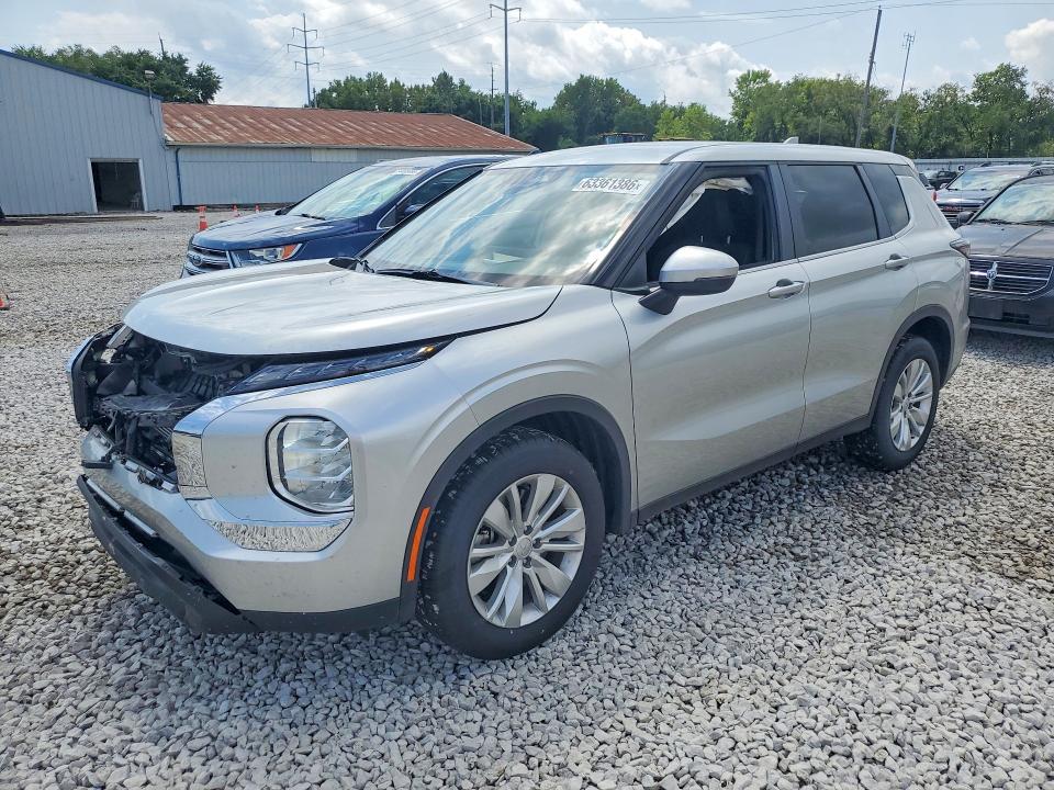 2026 Mitsubishi Outlander VIN JA4J3UAB5TZ024811 — COPART salvage auction photo