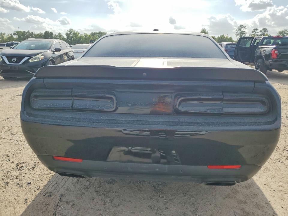 2022 Dodge Challenger VIN 2C3CDZBT1NH195238 COPART salvage auction — FRONT END, TX - SALVAGE VEHICLE TITLE, sold $8,500 on 2026-08-21 (photo 6)