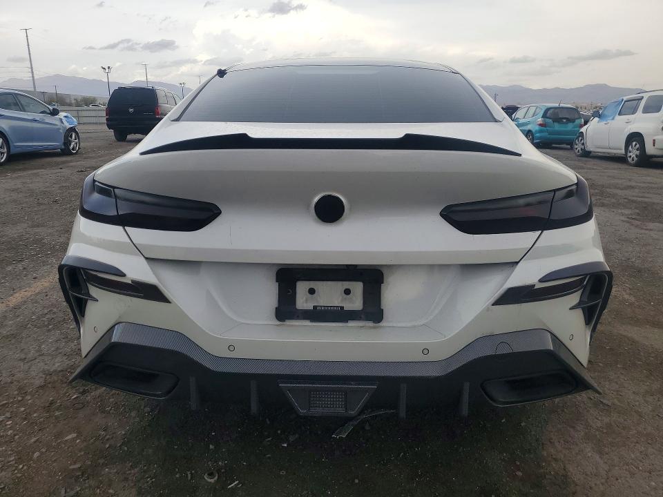 2020 BMW 8er VIN WBAGV2C0XLCE05244 COPART salvage auction — SIDE, Nv - Salvage Title, sold $25,250 on 2026-08-27 (photo 6)