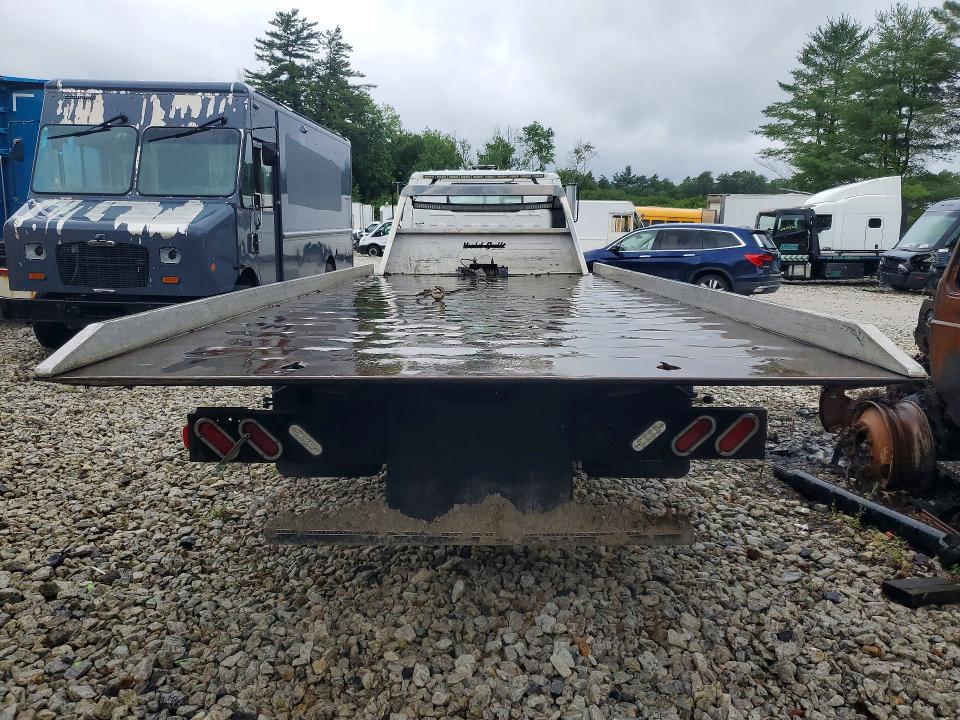1997 Gmc 4000 VIN J8DB4B1K9V7002643 COPART salvage auction — MECHANICAL, MA - CERTIFICATE OF TITLE, sold $9,600 on 2026-08-19 (photo 6)