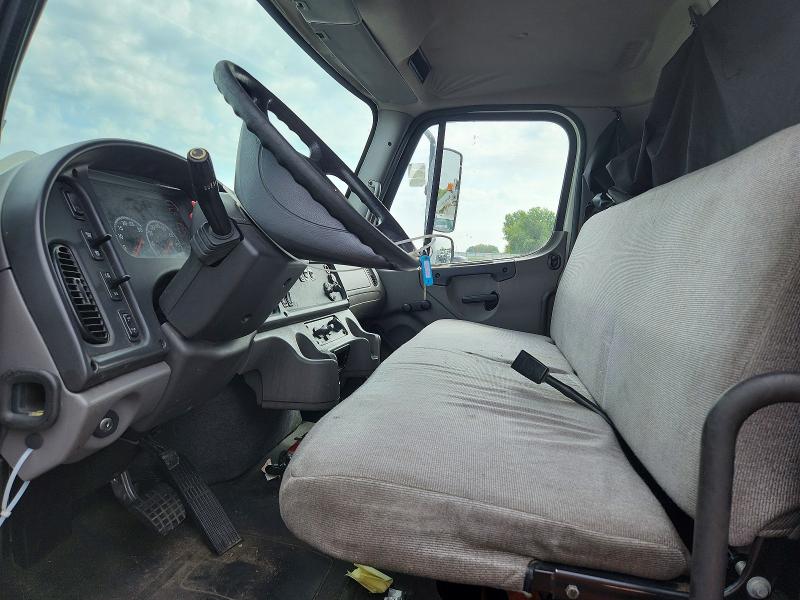 2017 Frht - freightliner VIN 3ALACWCY8HDJE4317 COPART salvage auction — REAR END, MI - CERTIFICATE OF TITLE, sold $225 on 2026-08-26 (photo 7)