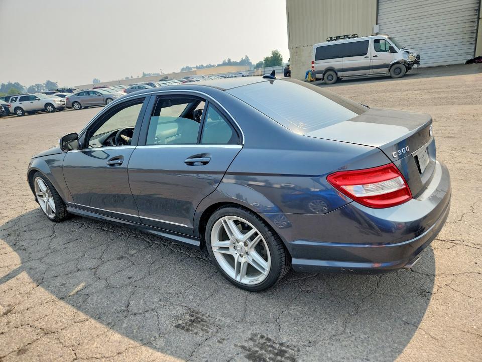 2008 Mercedes-benz C class VIN WDDGF54X98F173967 COPART salvage auction — MINOR DENT/SCRATCHES, CA - CERTIFICATE OF TITLE, sold $300 on 2026-08-10 (photo 2)