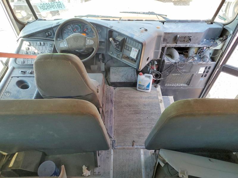 2013 Ic VIN 4DRBUSKN2DB301229 COPART salvage auction — REAR END, MO - CERTIFICATE OF TITLE, sold $1,450 on 2026-10-06 (photo 5)