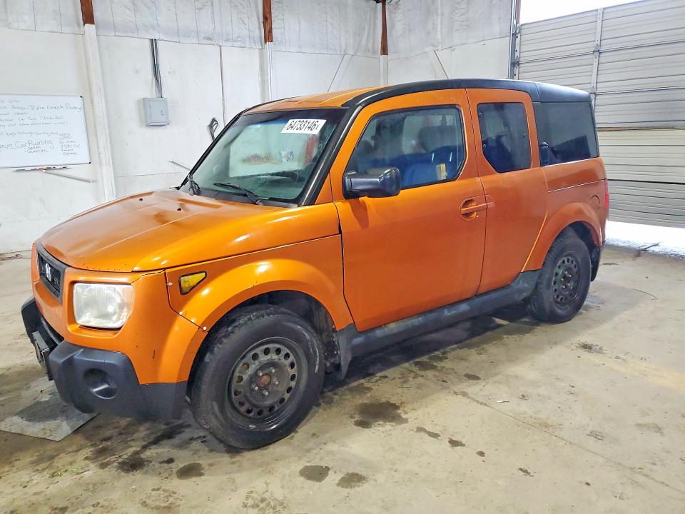 2006 Honda Element VIN 5J6YH28746L006393 COPART salvage auction — NORMAL WEAR, Ky - Certificate Of Title, sold $300 on 2026-09-04 (photo 1)