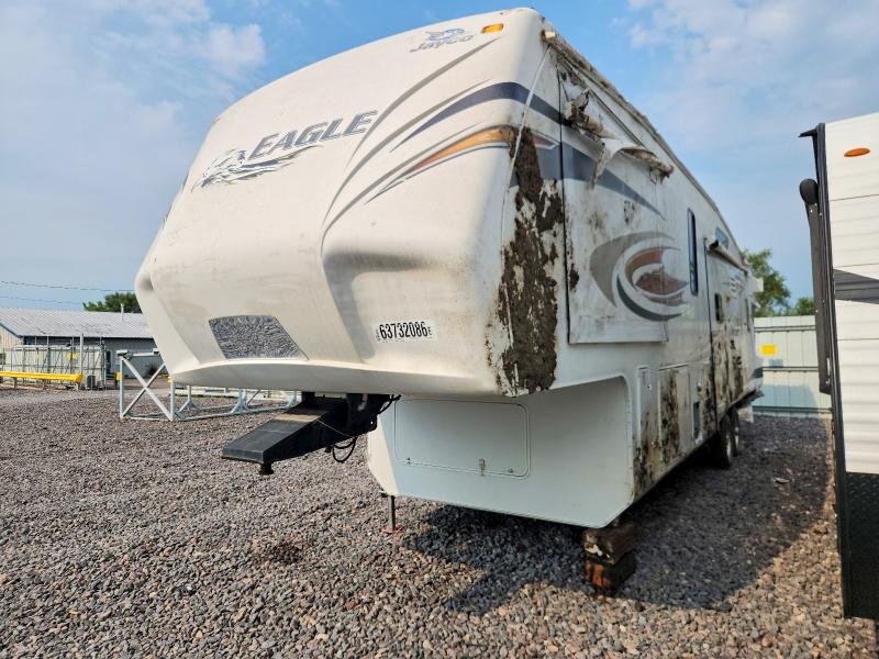 2011 Jayco Eagle VIN 1UJCJ0BU7B1LC0063 COPART salvage auction — ROLLOVER, IL - SALVAGE CERTIFICATE, sold $10 on 2026-09-04 (photo 2)
