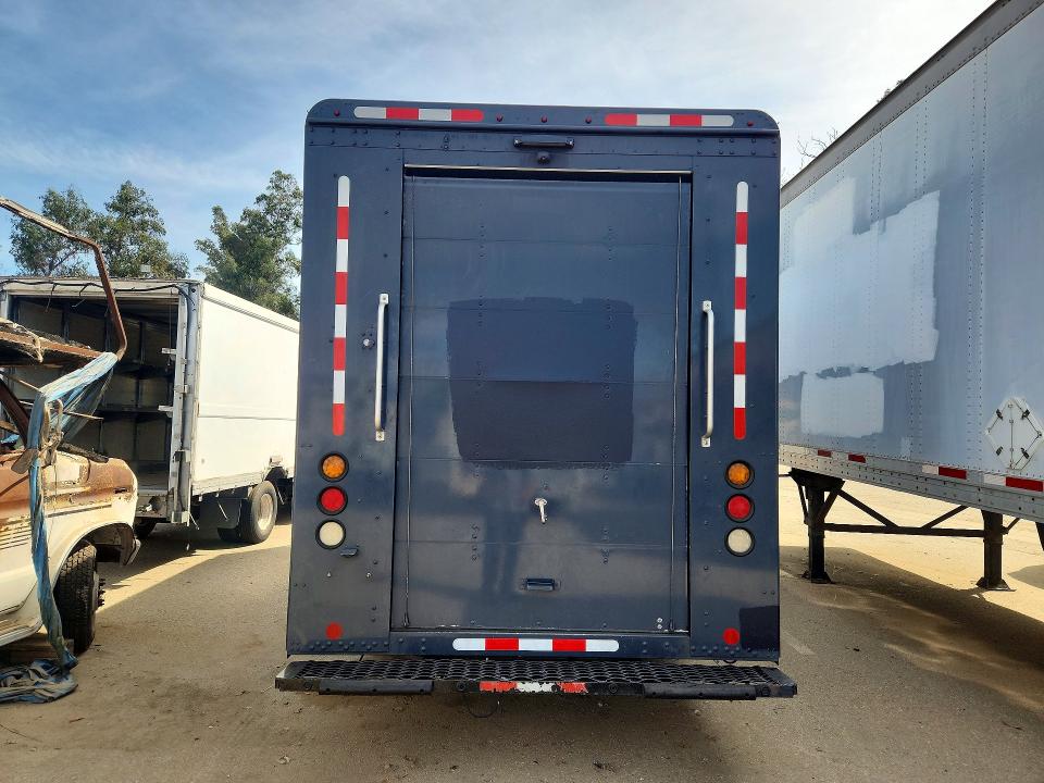 2021 Freightliner All other VIN 4UZAC2EA6MCML0978 COPART salvage auction — MINOR DENT/SCRATCHES, DV, sold $16,500 on 2026-09-04 (photo 6)