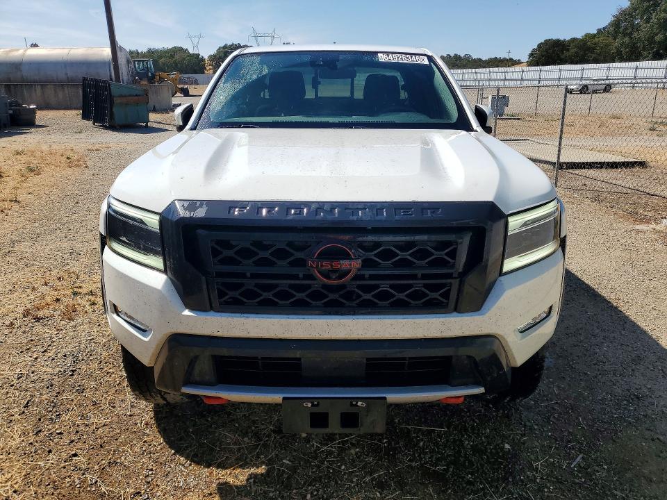 2024 Nissan Navara (frontier) VIN 1N6ED1EK1RN637034 COPART salvage auction — MINOR DENT/SCRATCHES, Ca - Certificate Of Title (P), sold $22,400 on 2026-08-19 (photo 5)