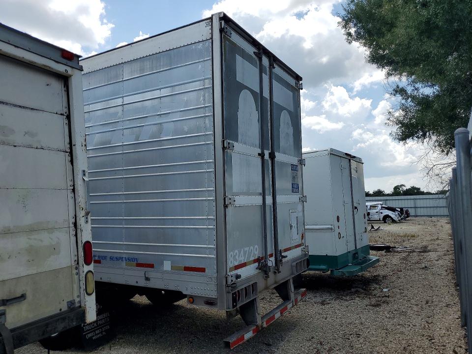 2006 Utility Vs2ra VIN 1UYVS25356U702655 COPART salvage auction — MINOR DENT/SCRATCHES, FL - CERTIFICATE OF TITLE, sold $10 on 2026-09-24 (photo 2)
