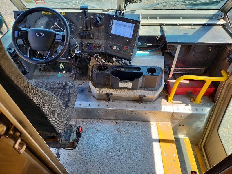 2021 Ford F59 VIN 1F65F5KN1M0A04982 COPART salvage auction — NORMAL WEAR, NJ - CERTIFICATE OF TITLE, sold $11,400 on 2026-09-29 (photo 8)