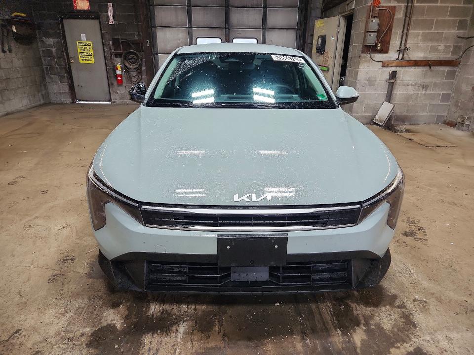 2026 Kia K4 VIN 3KPFT4DE7TE249387 COPART salvage auction — SIDE, VA - CERTIFICATE OF TITLE, sold $8,000 on 2026-08-19 (photo 5)