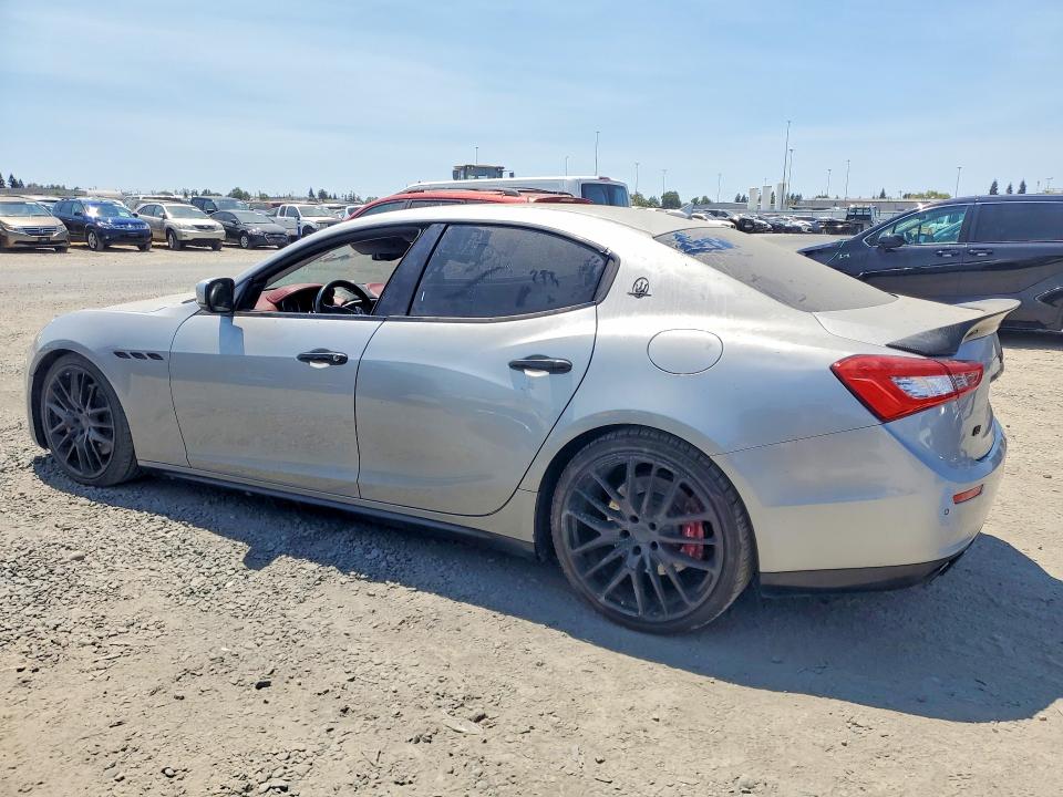 2015 Maserati Ghibli VIN ZAM57RTA3F1153450 COPART salvage auction — NORMAL WEAR, Nv - Dis/Dlr/Exp Only Clean Title (P), sold $950 on 2026-08-11 (photo 2)