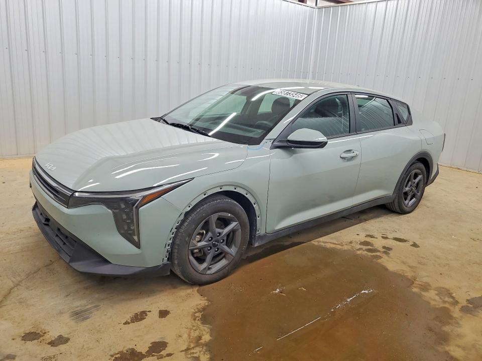 2025 Kia K4 VIN 3KPFT4DE3SE019683 — COPART salvage auction photo