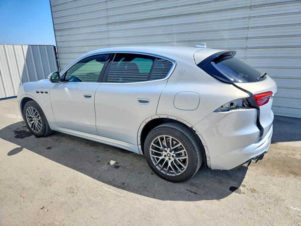 2024 Maserati Grecale VIN ZN6PMDAA5R7450232 COPART salvage auction — REAR END, Ca - Salvage Certificate, sold $18,200 on 2026-09-18 (photo 2)