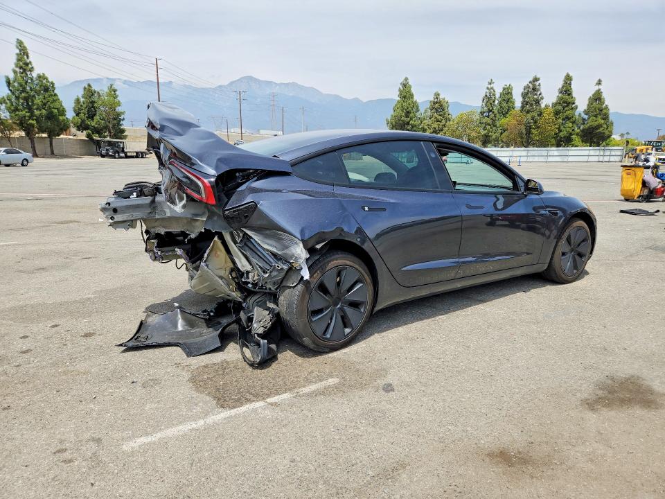 2025 Tesla Model 3 VIN 5YJ3E1EA4SF043590 COPART salvage auction — REAR END, Ca - Salvage Certificate, sold $9,000 on 2026-10-08 (photo 3)