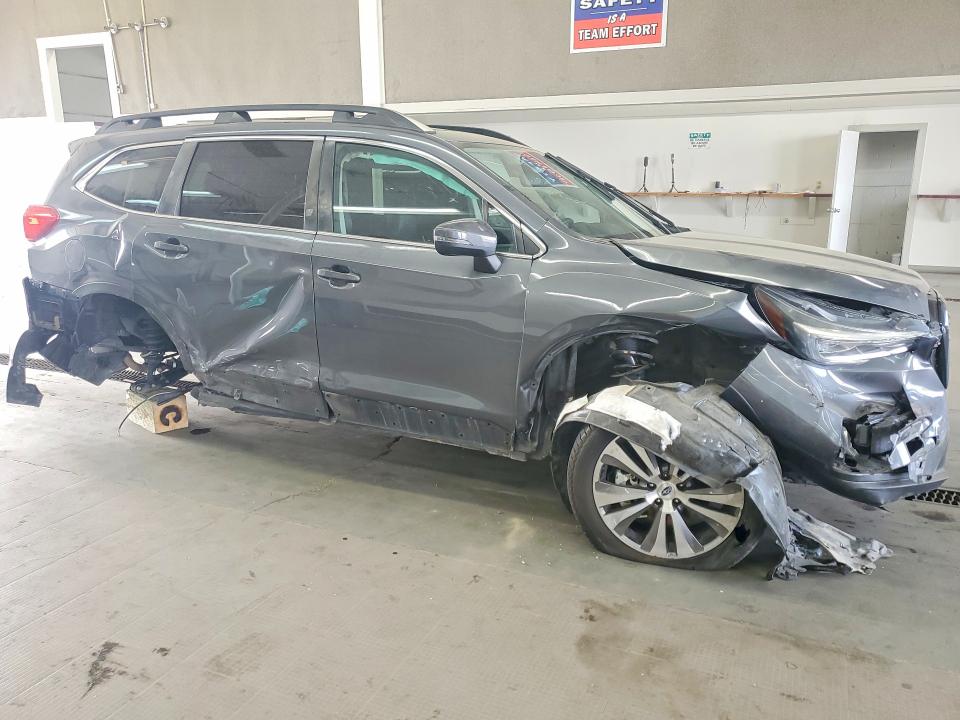 2020 Subaru Ascent VIN 4S4WMALD0L3480963 COPART salvage auction — ALL OVER, Wa - Cert Of Ownership-Rebuilt, sold $1,800 on 2026-08-21 (photo 4)