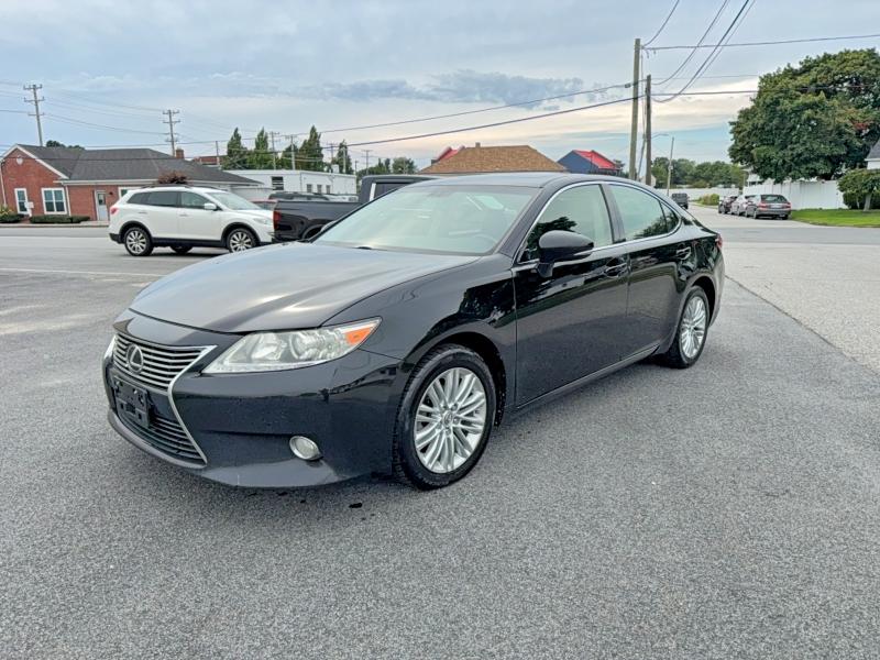2013 Lexus ES VIN JTHBK1GG3D2059676 COPART salvage auction — NORMAL WEAR, Salvage Title, sold $3,650 on 2026-09-08 (photo 2)