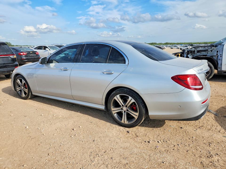 2017 Mercedes-benz VIN WDDZF4KB0HA123921 COPART salvage auction — MINOR DENT/SCRATCHES, Tx - Certificate Of Title (P), sold $10,800 on 2026-08-20 (photo 2)