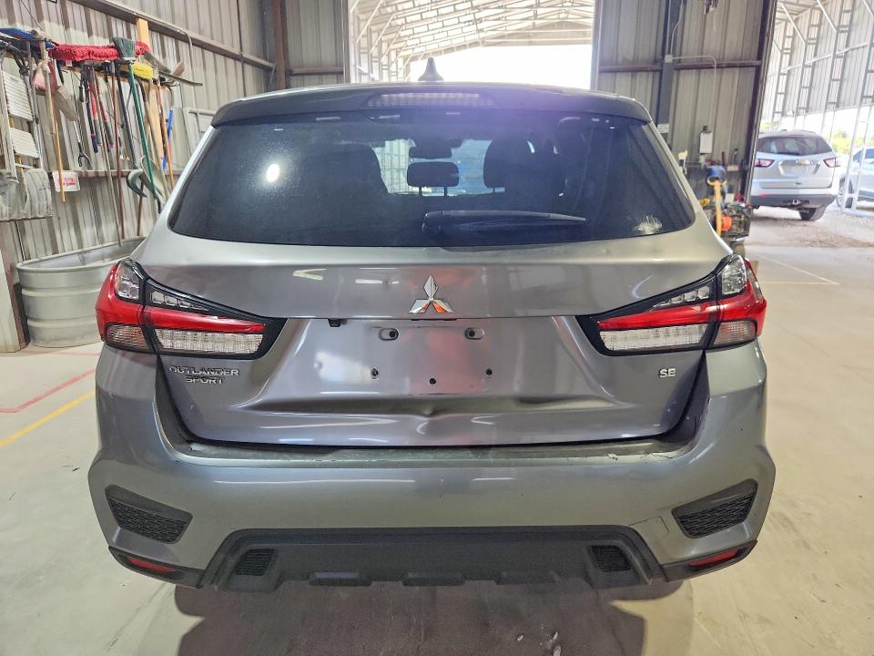 2020 Mitsubishi Outlander sport VIN JA4AR3AU2LU022005 COPART salvage auction — HAIL, MO - CERT OF TITLE-REPOSSESSED, sold $5,500 on 2026-09-05 (photo 6)
