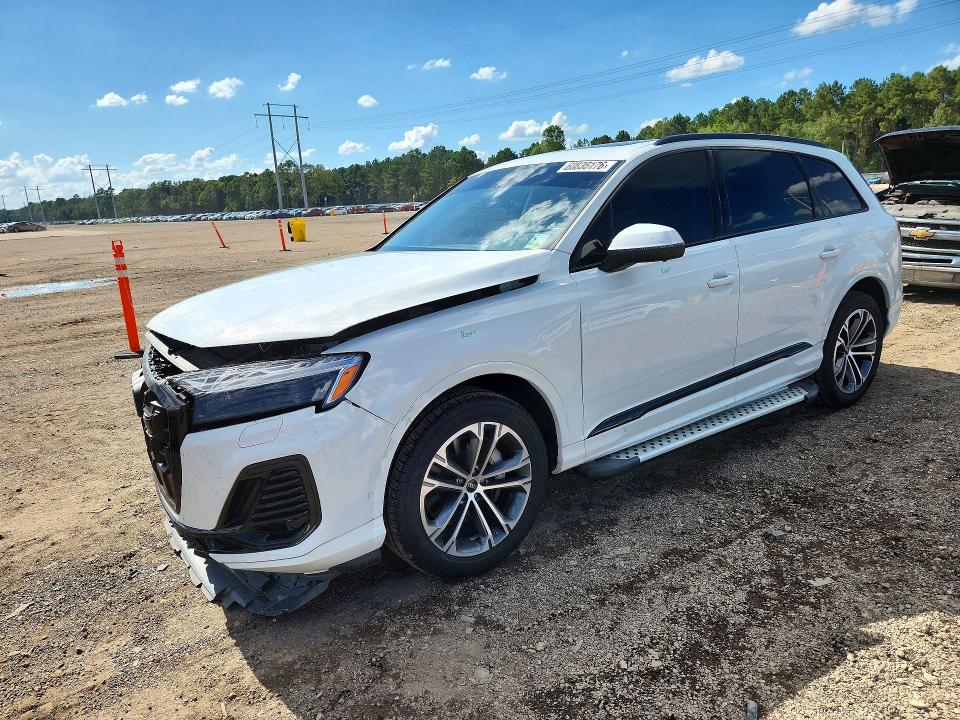 2025 Audi Q7 VIN WA1LCBF72SD007168 — COPART salvage auction photo
