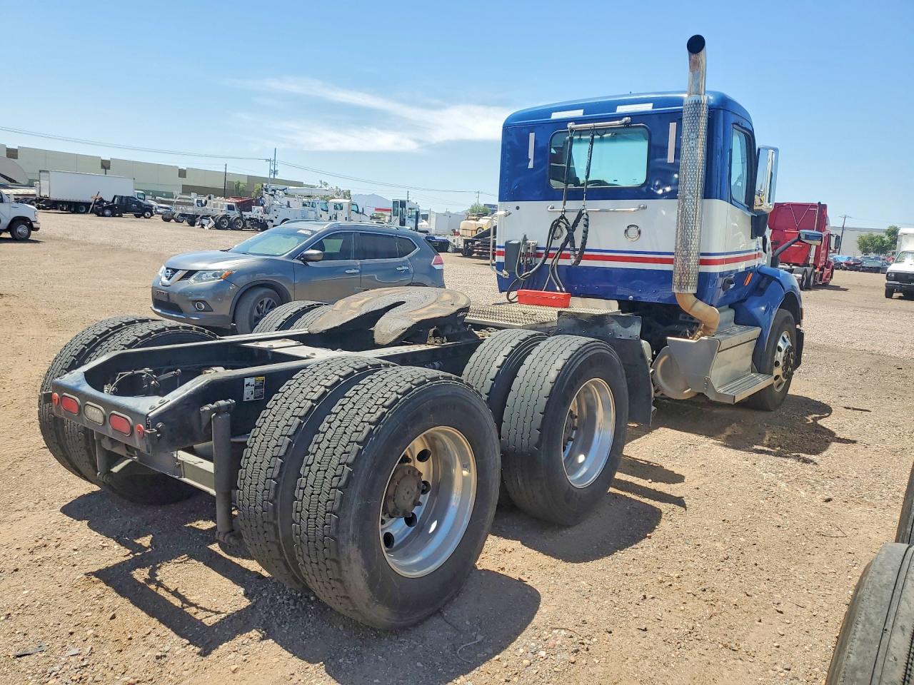 2019 Peterbilt 579 VIN 1XPBDP9X9KD235254 COPART salvage auction — Normal Wear, AZ - CERTIFICATE OF TITLE, sold $7,500 on 2026-09-11 (photo 3)